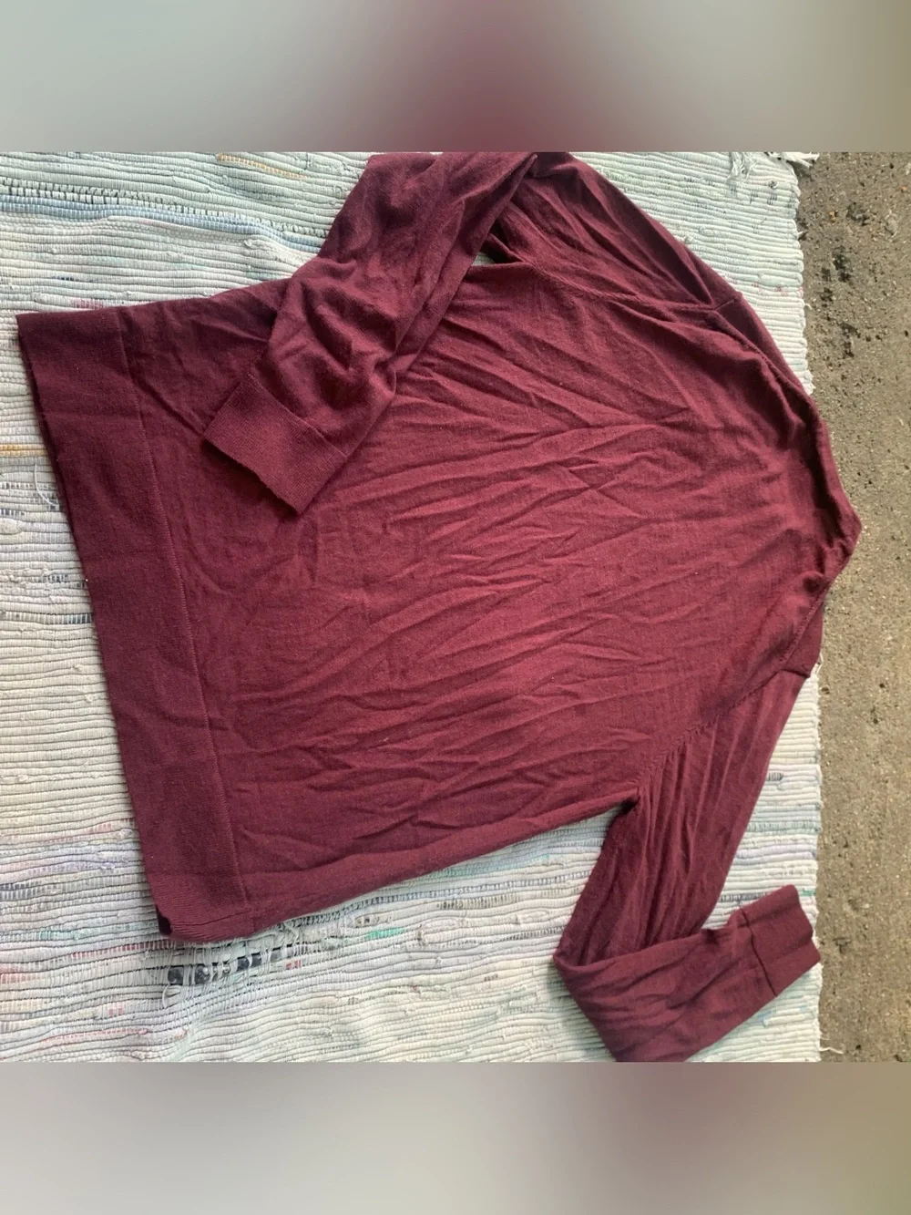 BR 100% Merino Wool men’s  Red Crew Neck Sweater- Size‎ Large